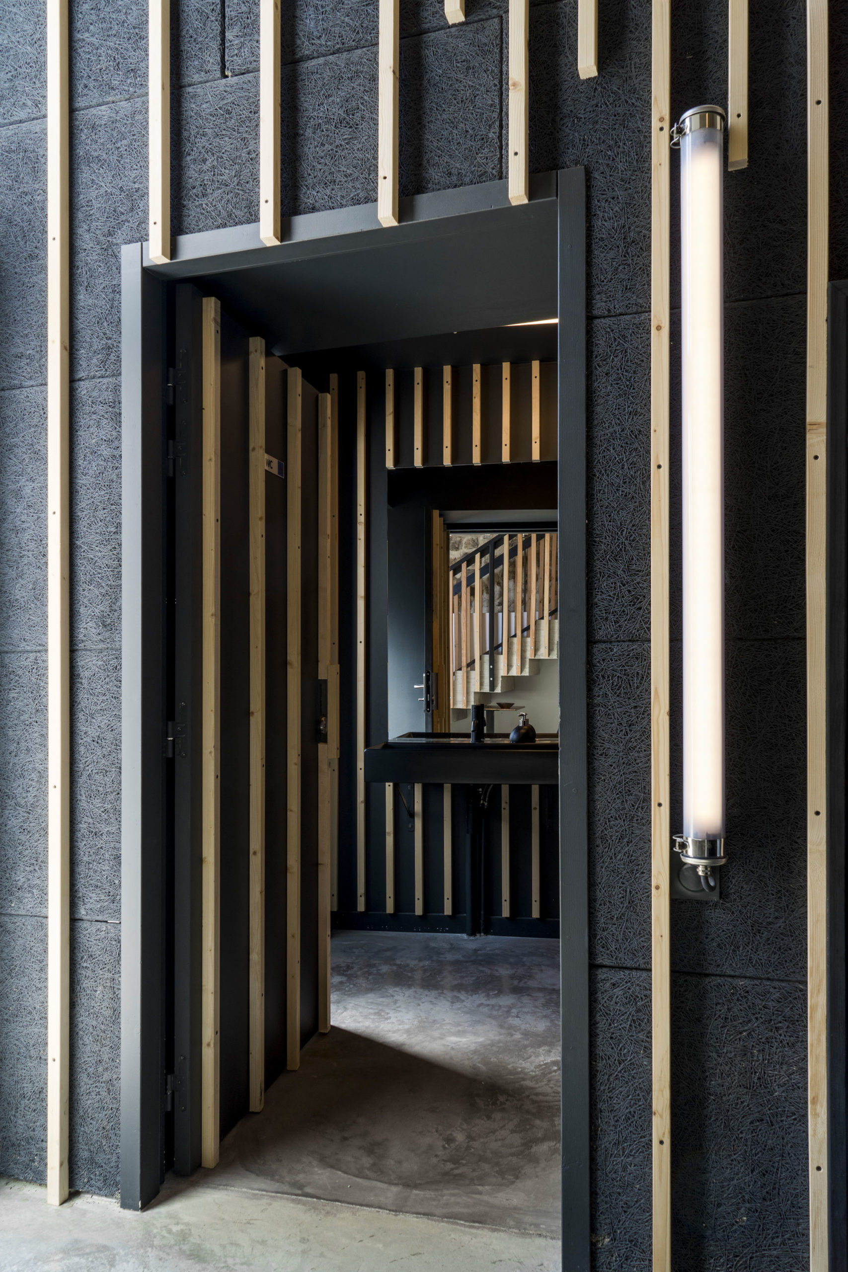 20h10, premier service - Forall Studio