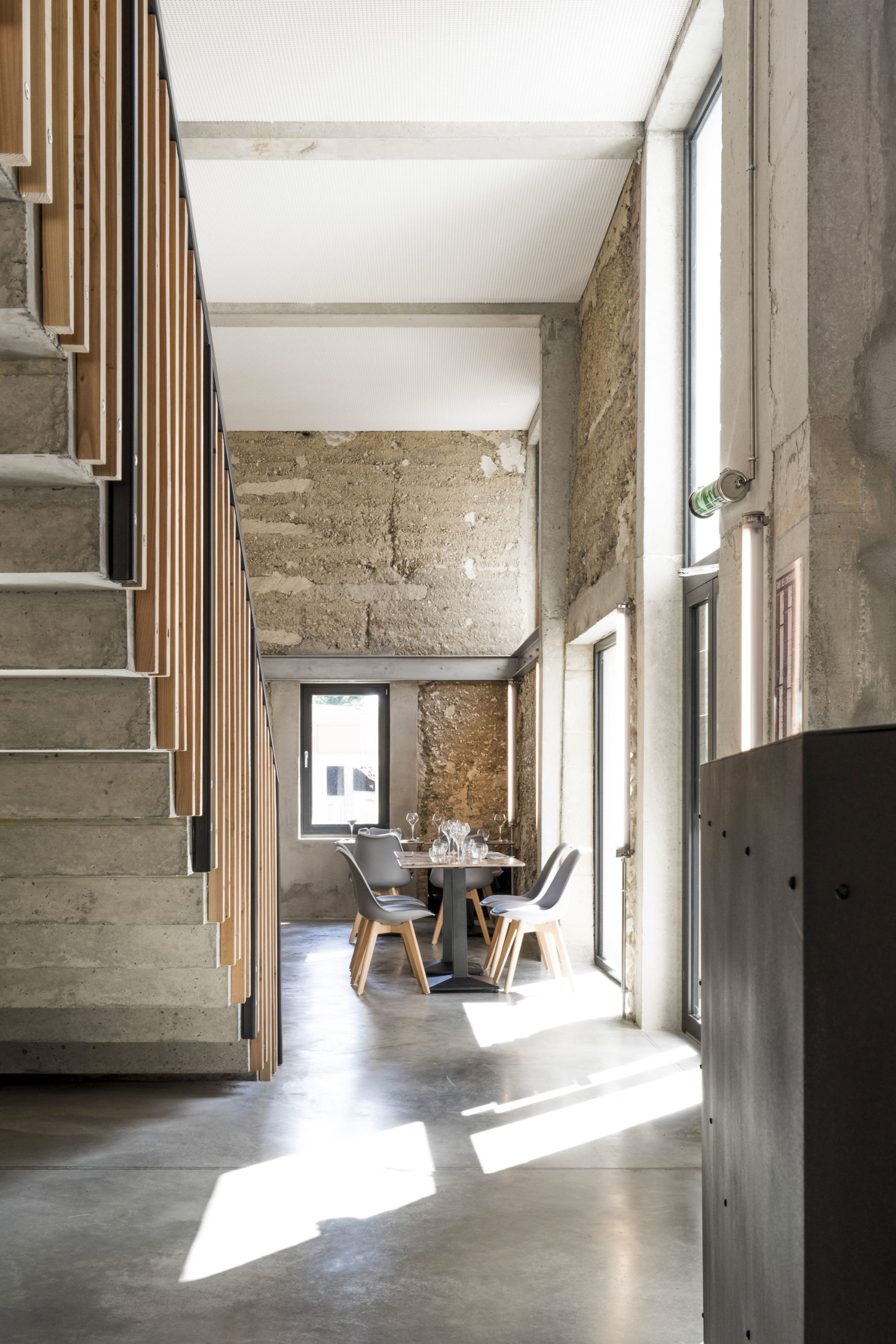 20h10, premier service - Forall Studio
