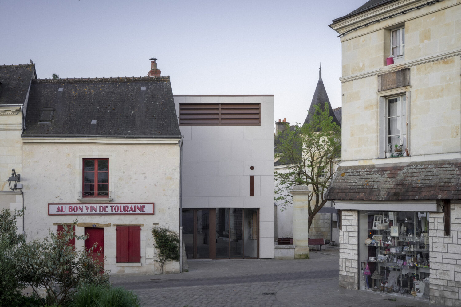 La Salamandre et la Cheminée - Forall Studio