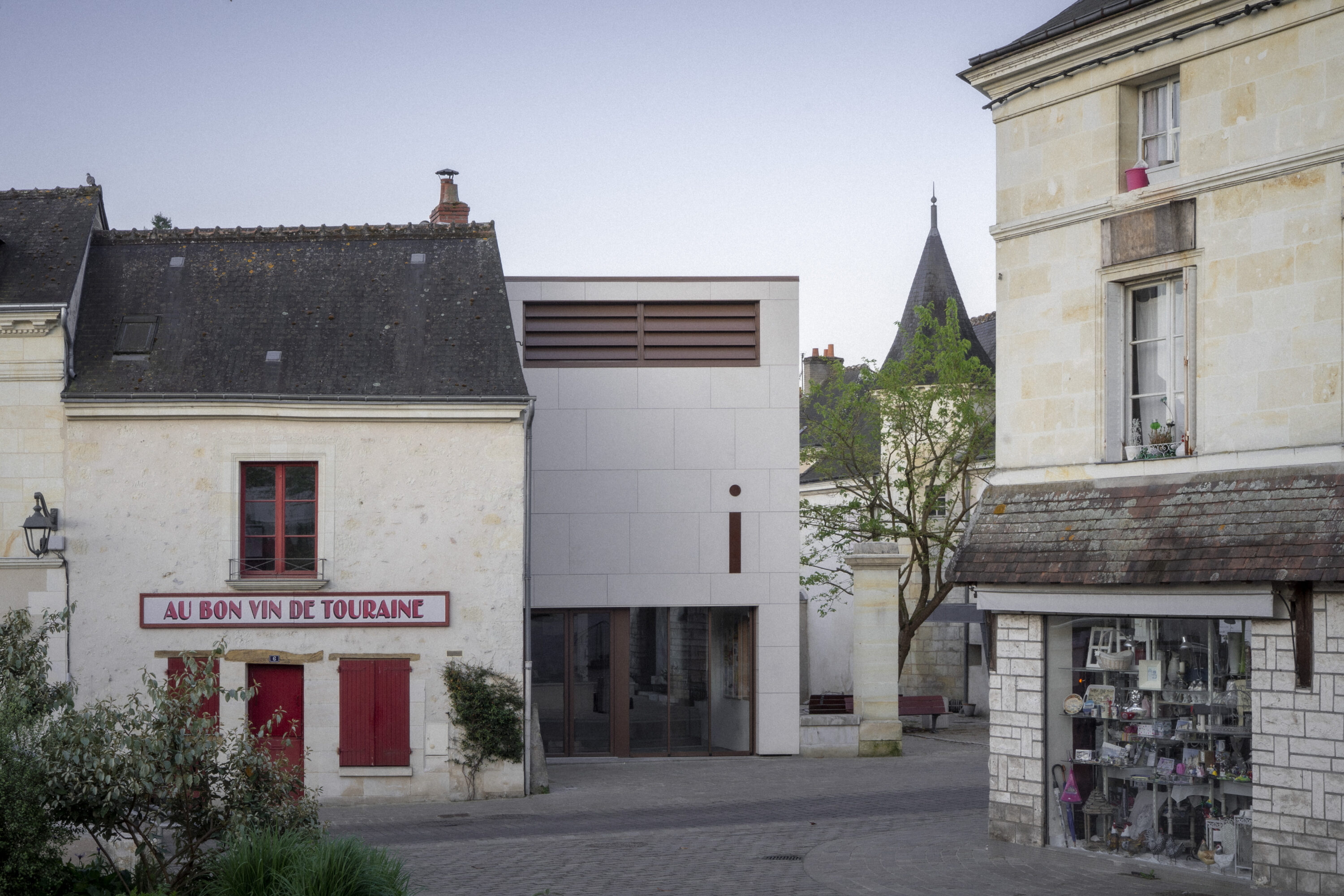 La Salamandre et la Cheminée - Forall Studio